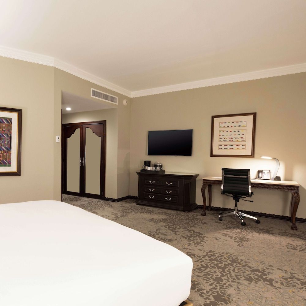 Room, 1 King Bed, Patio