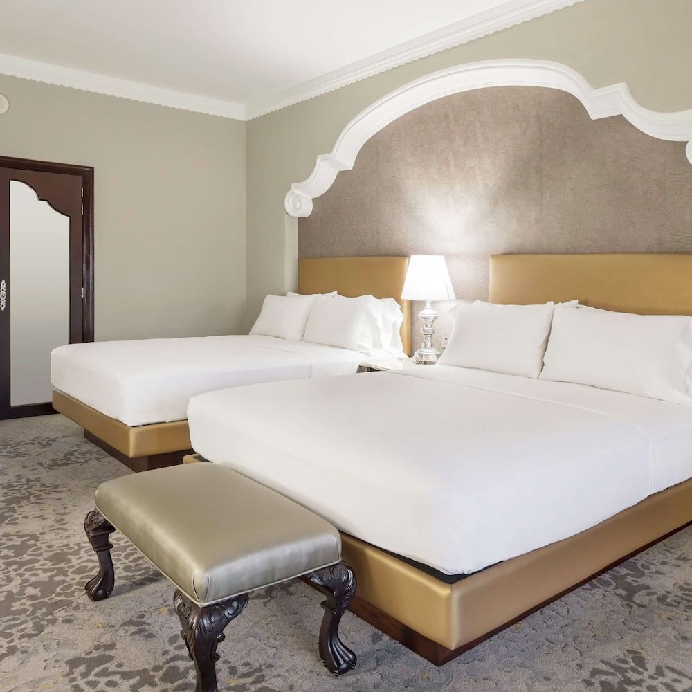 Deluxe Room, 2 Queen Beds (Executive)