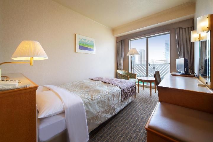 Semi Double Room - Non-Smoking
