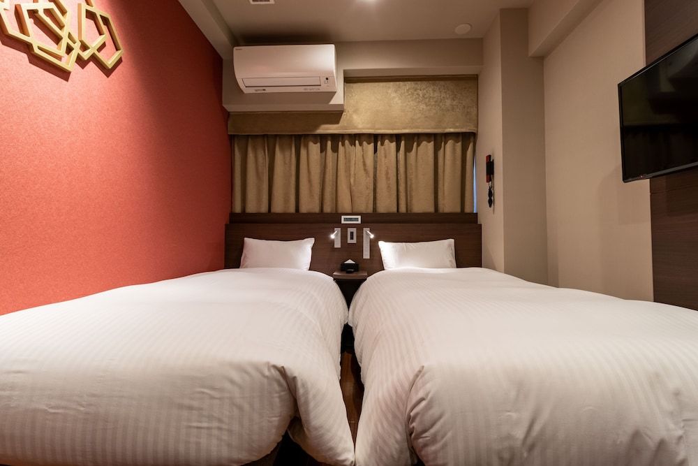 undefined Red Roof Inn Kamata 7