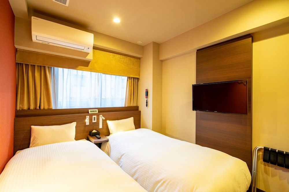 undefined Red Roof Inn Kamata 6