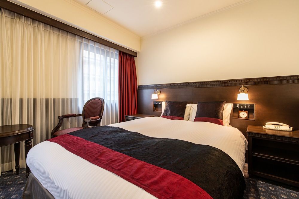 undefined Kobe Tor Road Hotel Sanraku 3