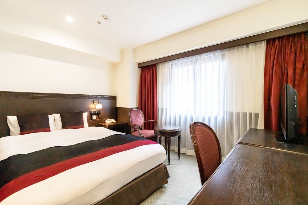 undefined Kobe Tor Road Hotel Sanraku 2