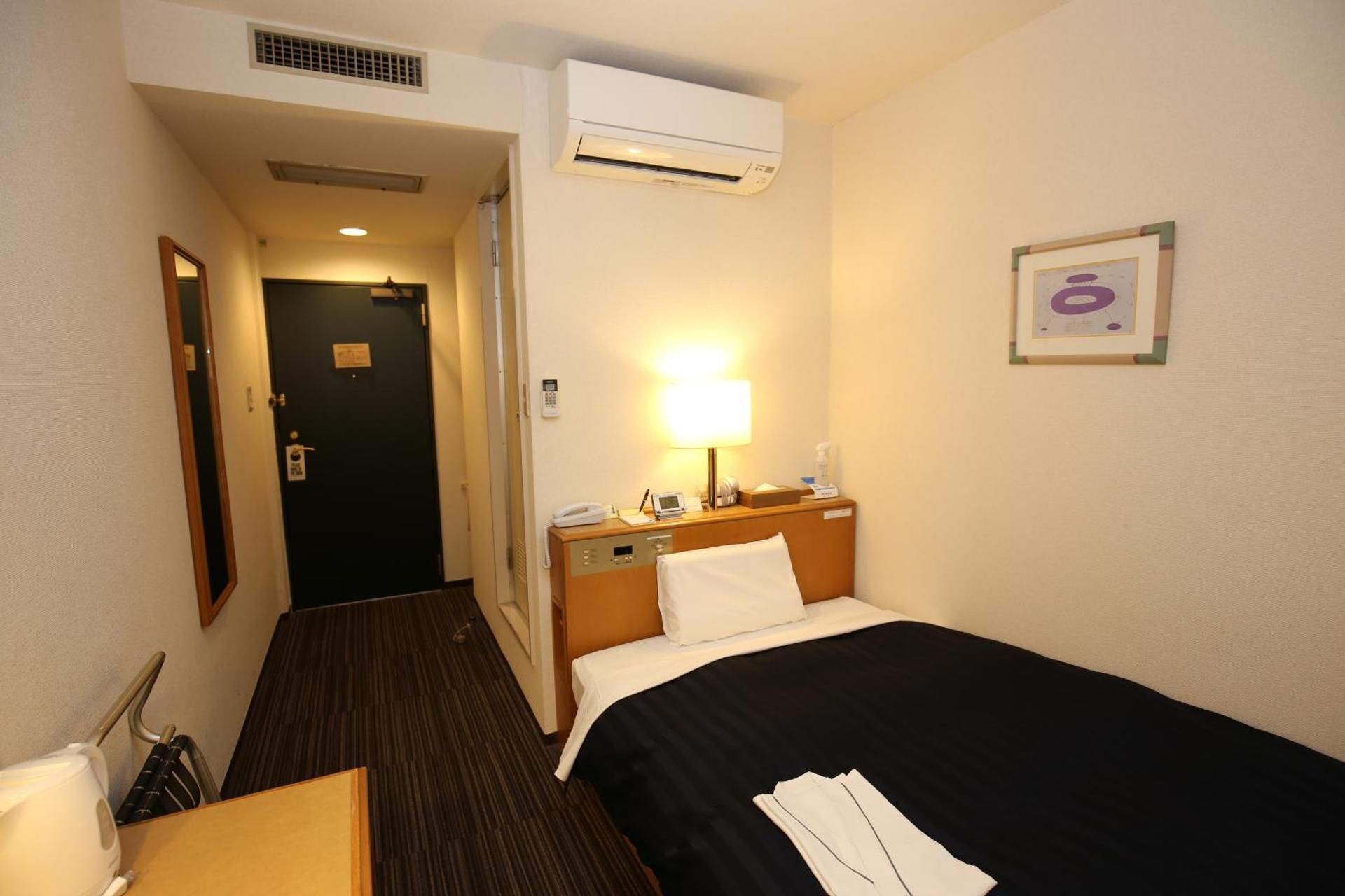 Main building,Single room -Non-smoking