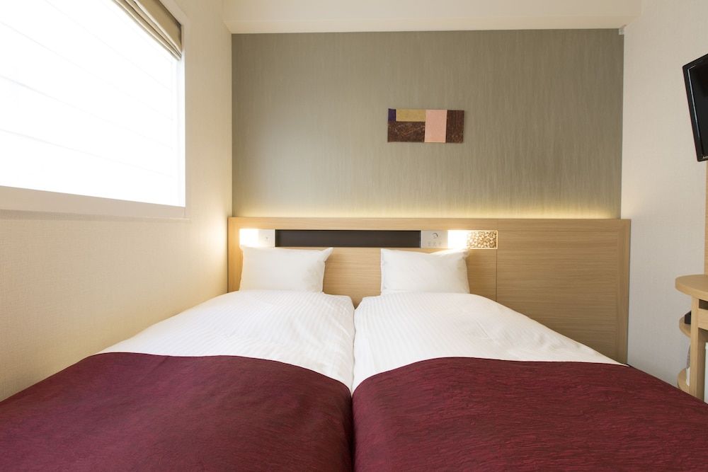 Urban Hotel Kyoto Nijo Premium Economy Twin Room, Non Smoking 3