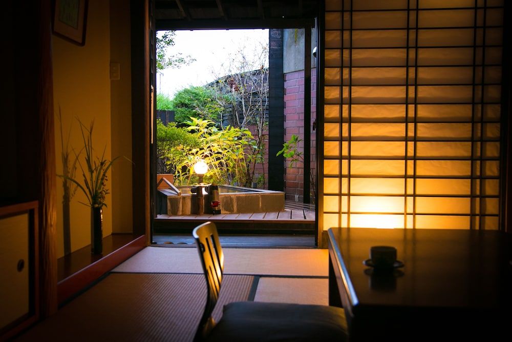 Standard Japanese Western Style Room with Open Air Bath (From 2 people)