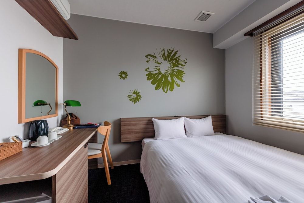 Comfort Double/14sqm/Main Building(Non-Smoking)