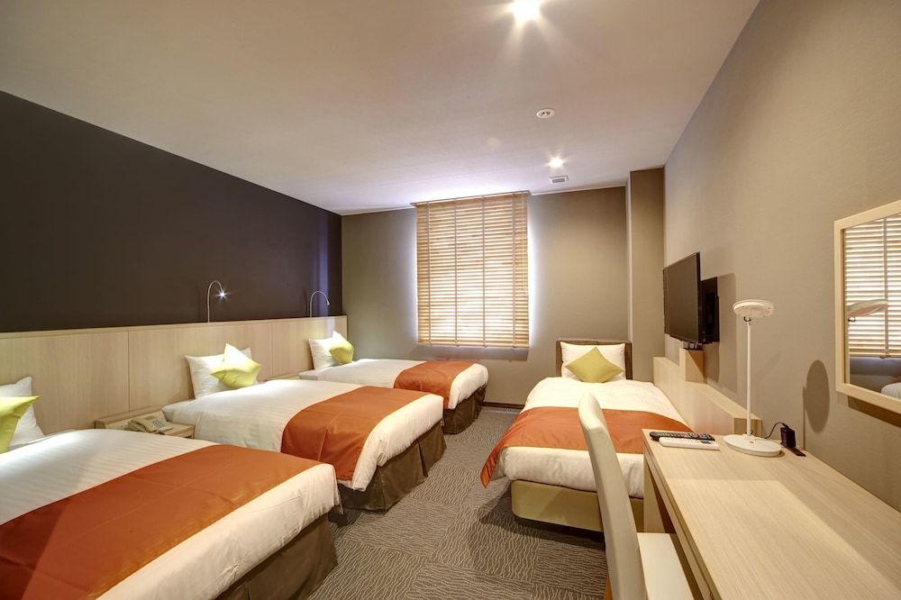 Family room/23sqm/Main Building (Non-Smoking)