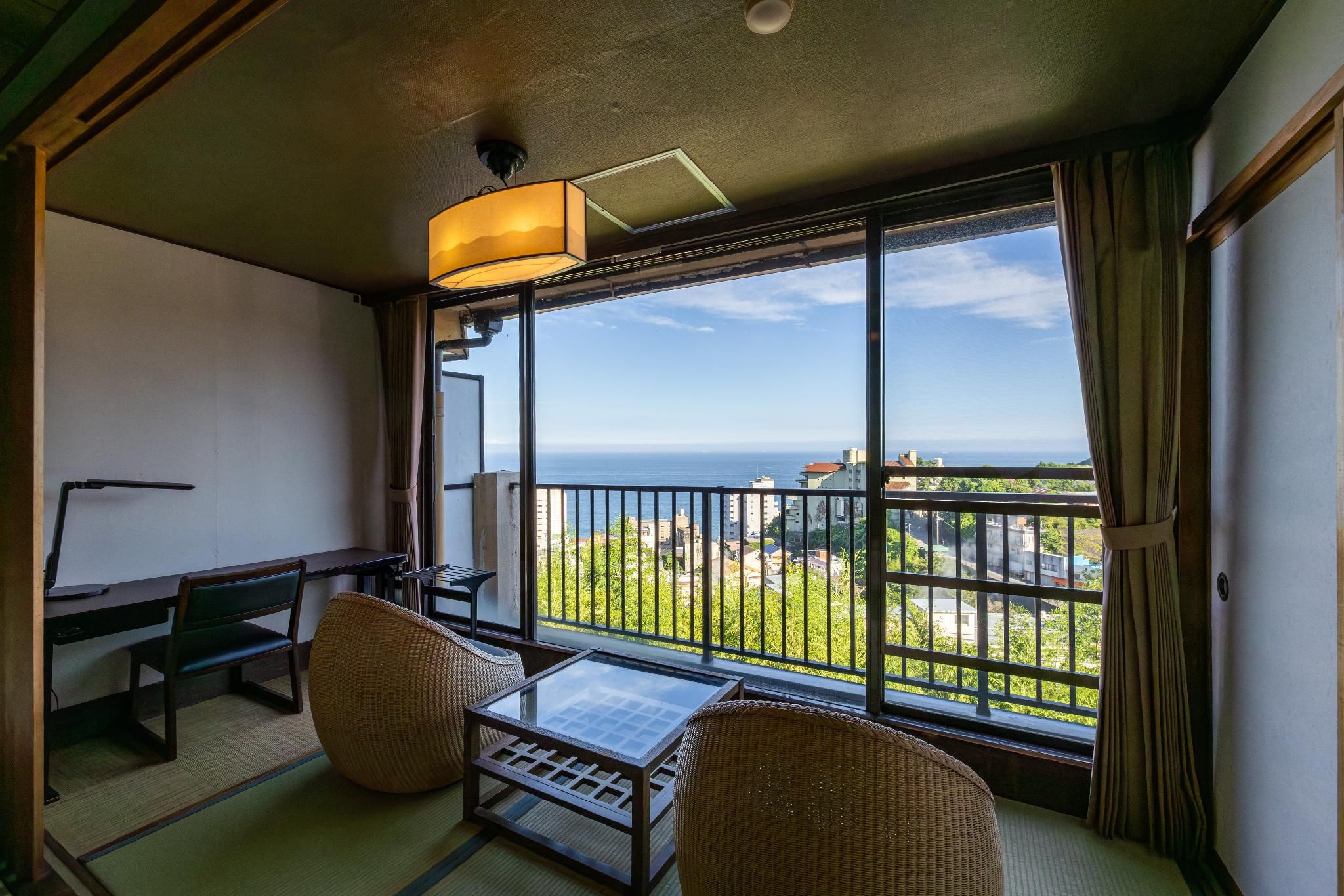Japanese Style Twin Room with Open-Air Bath