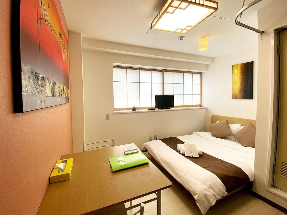Double Room with Private Bathroom (402)
