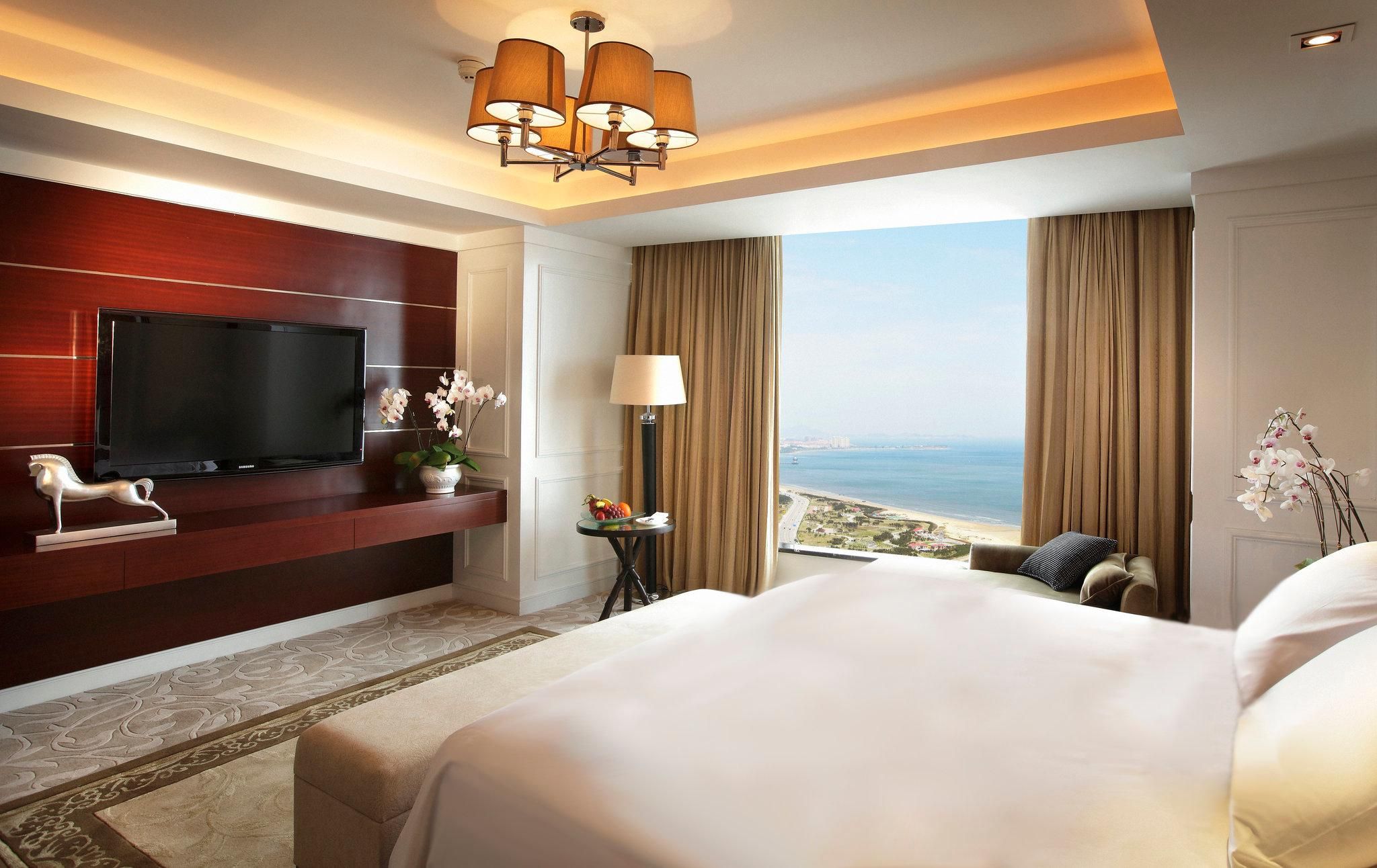 2 King Beds Presidential Suite Smoking