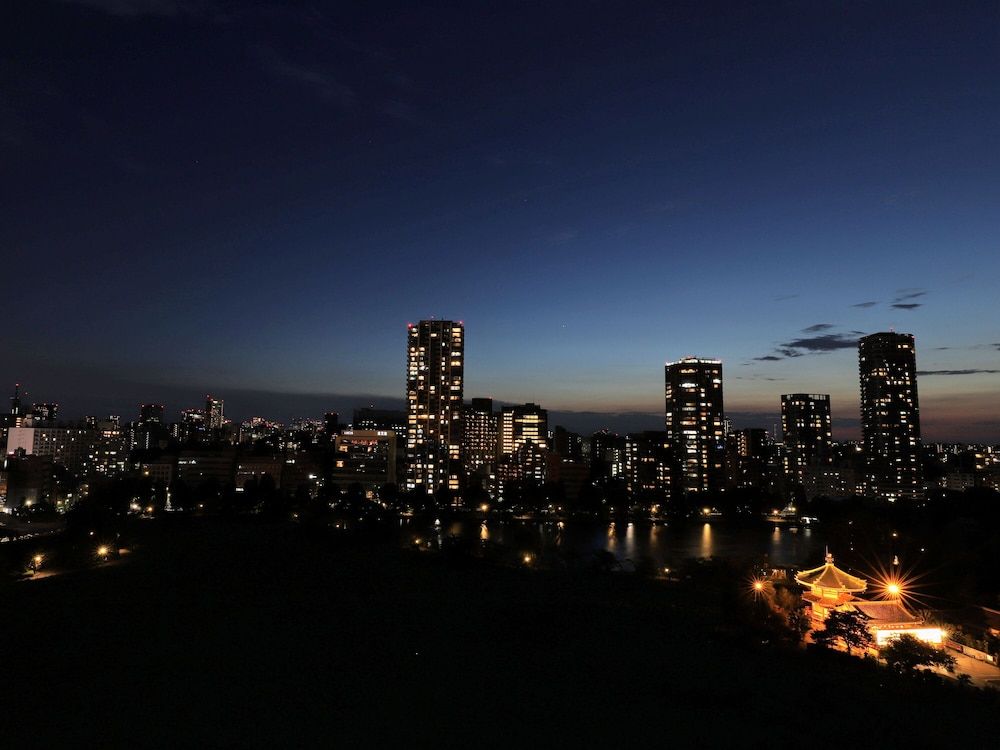 Single Room, Non Smoking, Lake & City View