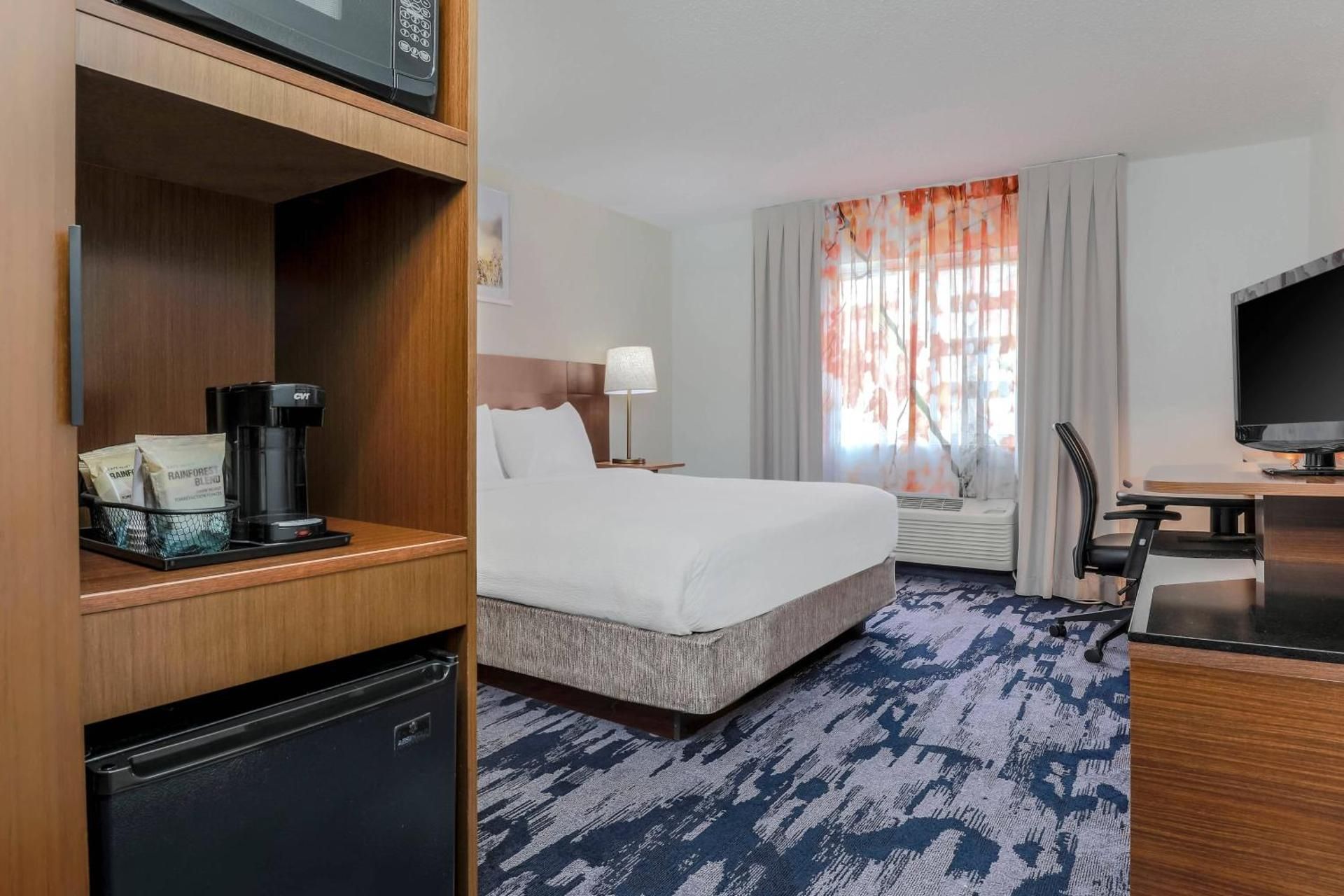 undefined Fairfield Inn & Suites Houston Westchase 4