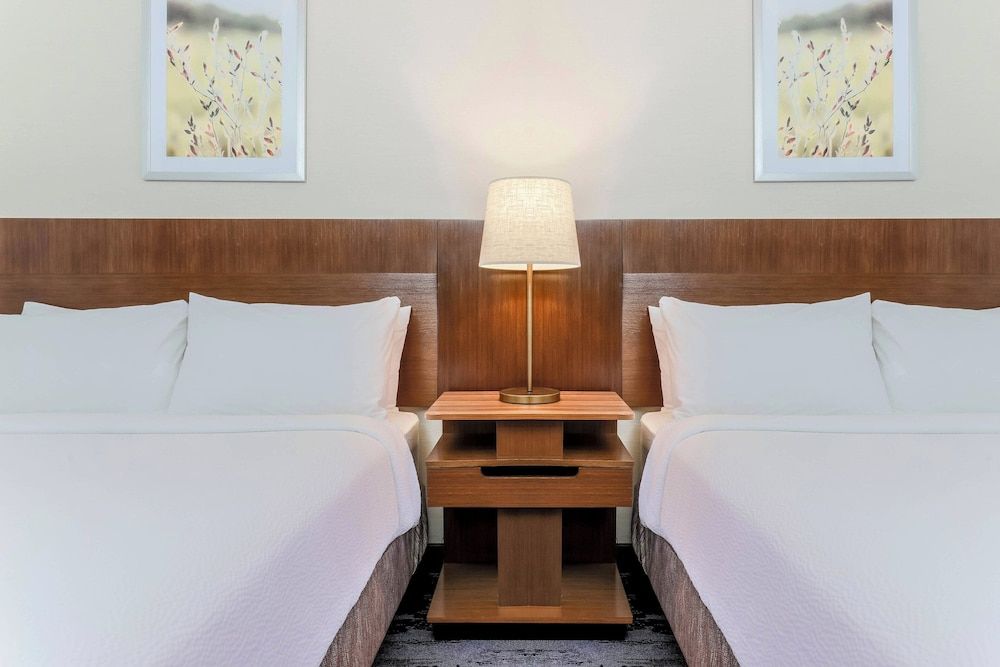 undefined Fairfield Inn & Suites Houston Westchase 8