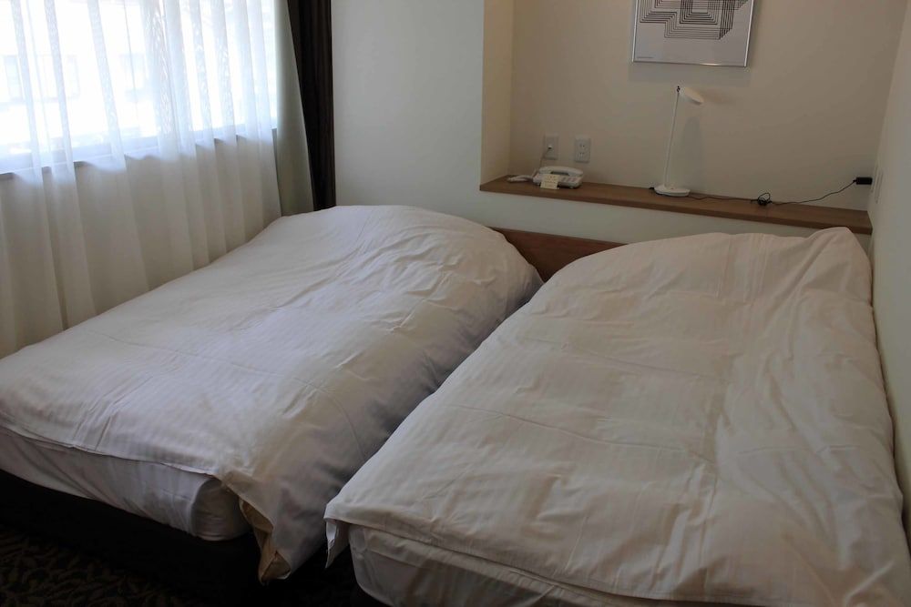 Twin Room, Private Bathroom