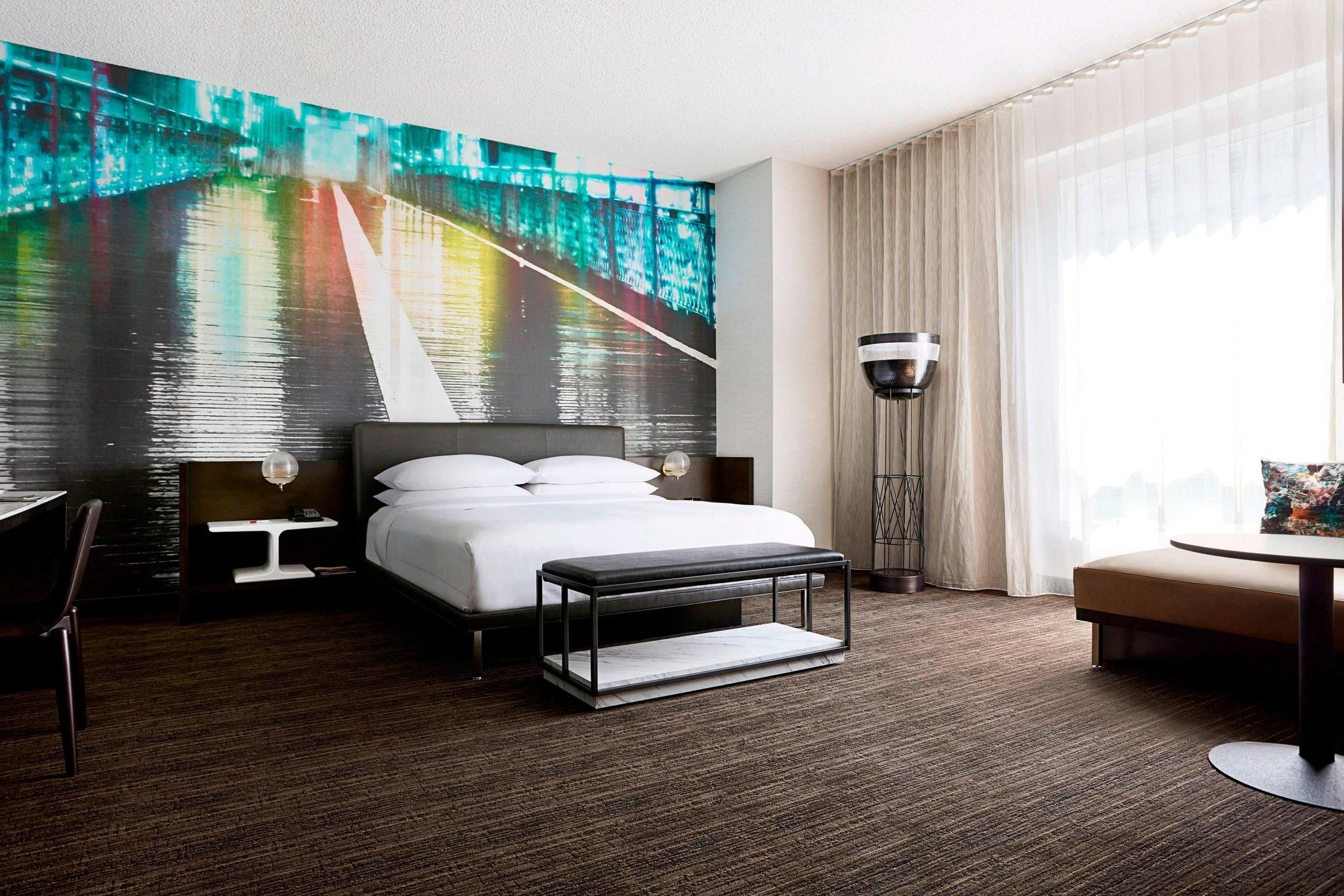 Executive, Larger Guest room, 1 King