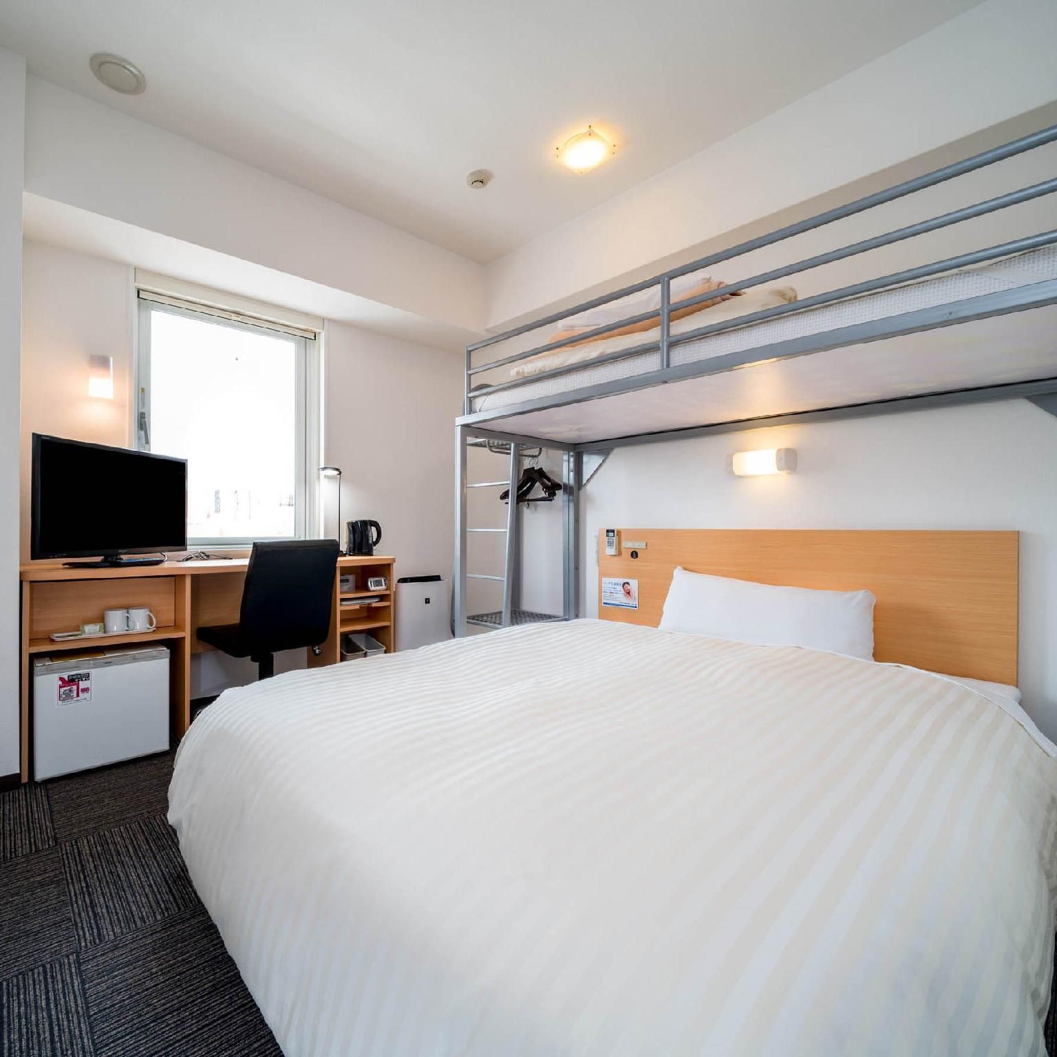 Super Room (Double Bed + Loft)