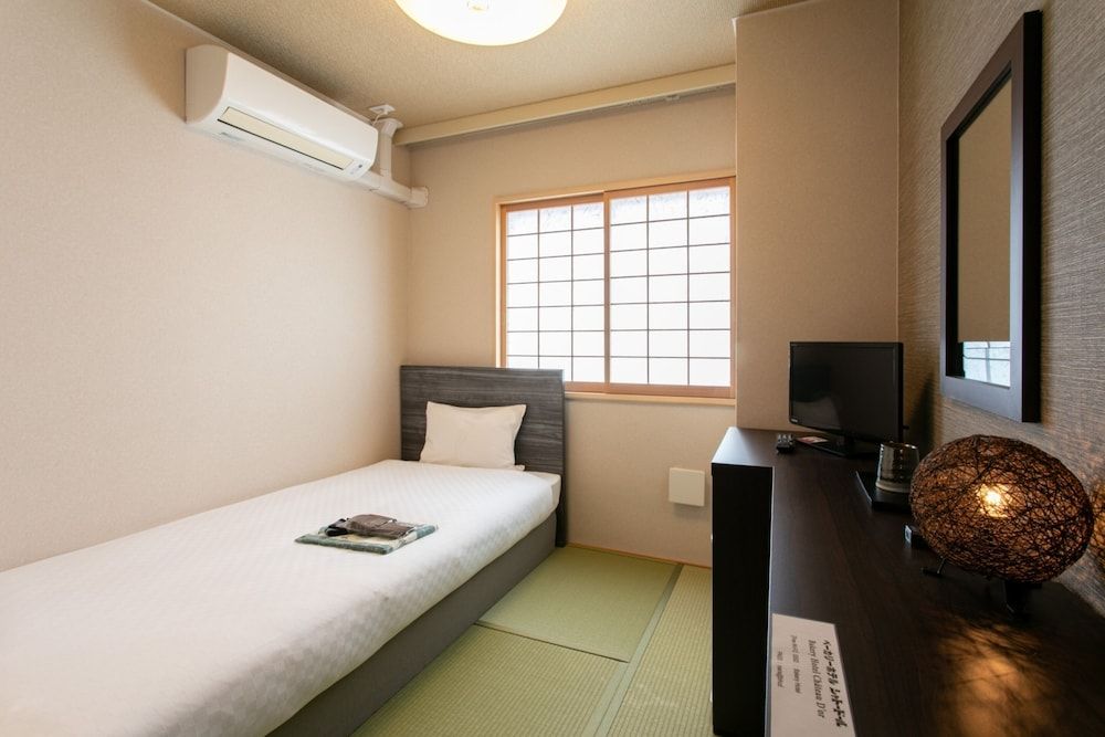 Japanese and Western Single Room