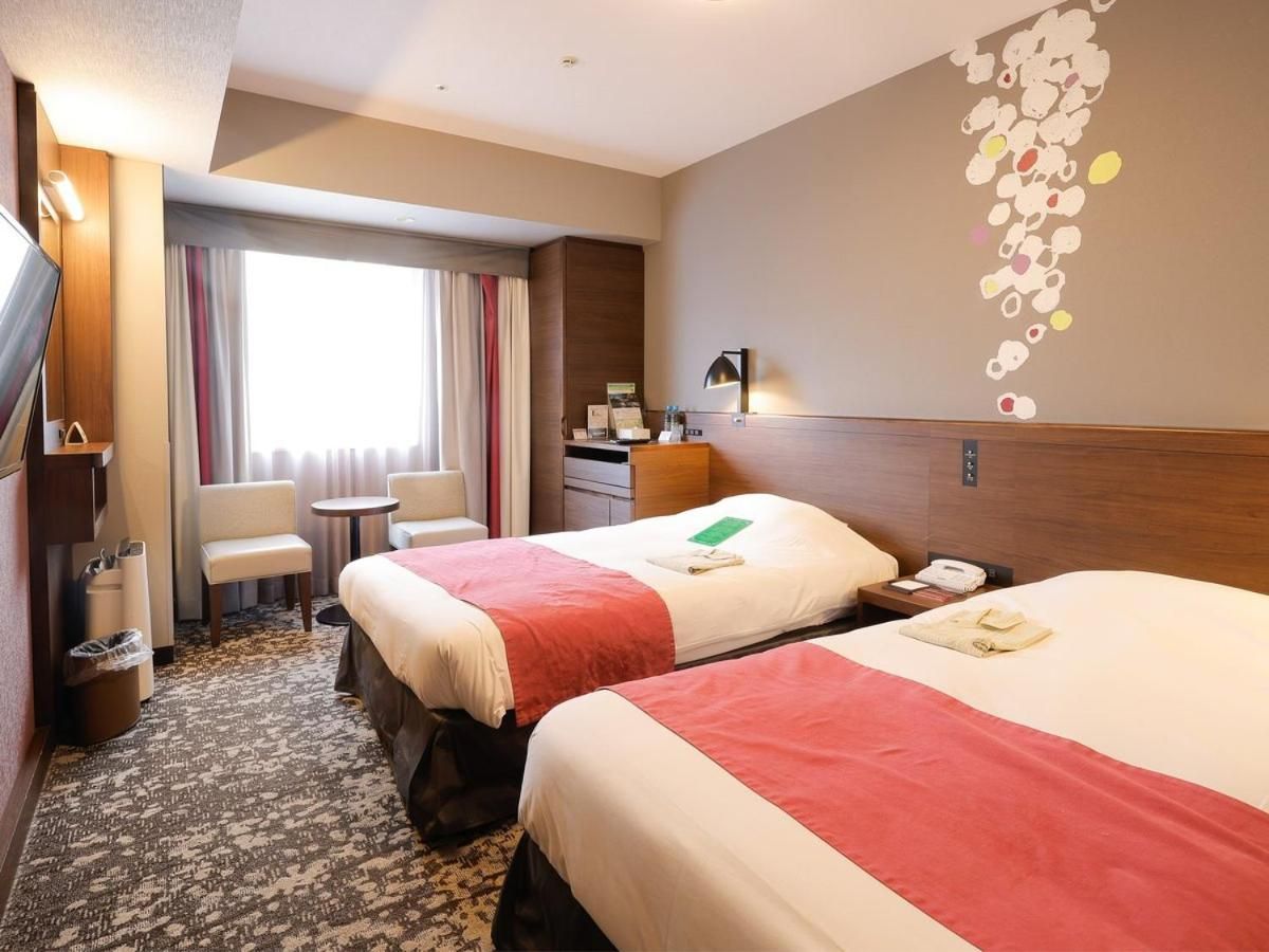 Basic Twin Room for 1 Adult - Non-Smoking