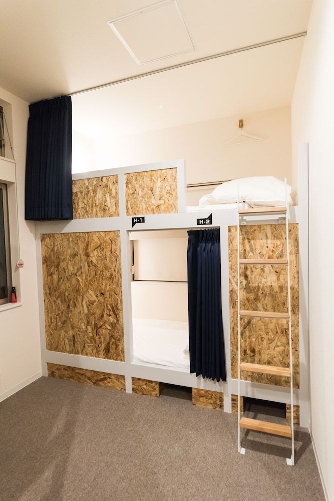 Hostel Kyoto KIZUNA Bed in 6-Bed Mixed Dormitory Room 2