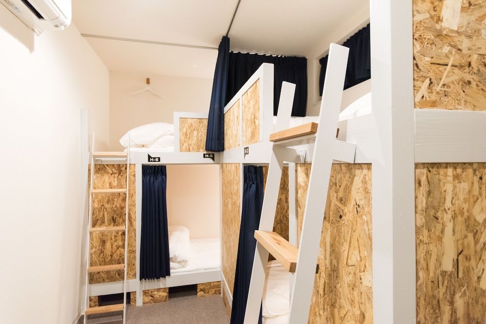 Hostel Kyoto KIZUNA Bed in 6-Bed Mixed Dormitory Room