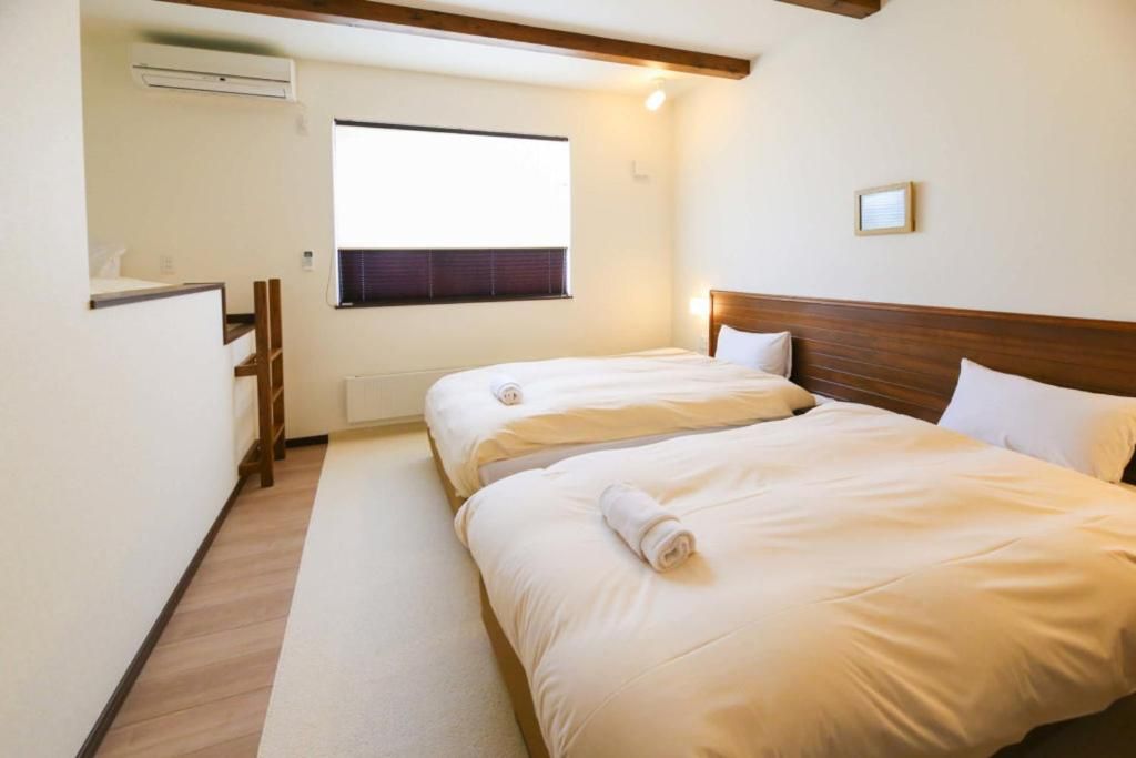 Two-Bedroom Apartment (5 Adults)