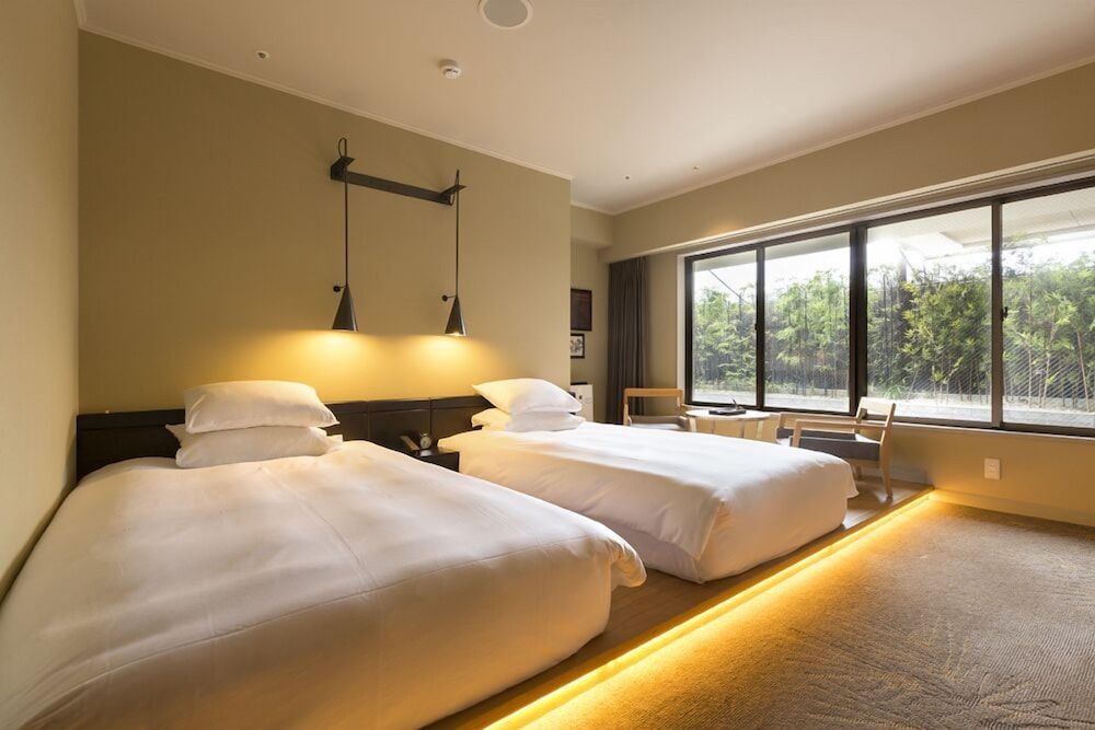 Luxury Twin Room, Non Smoking, Breakfast Included [with Club Lounge Access]