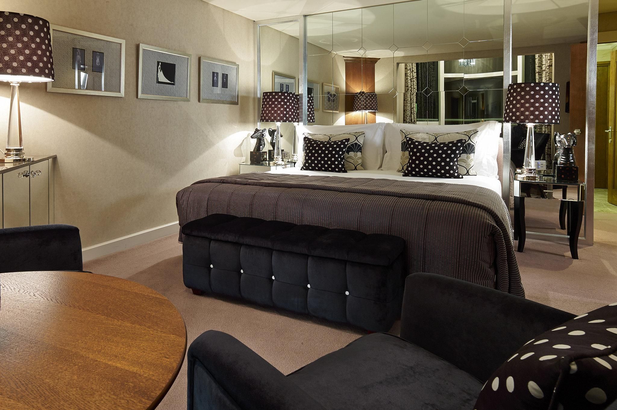 Saville Suite With Free Breakfast