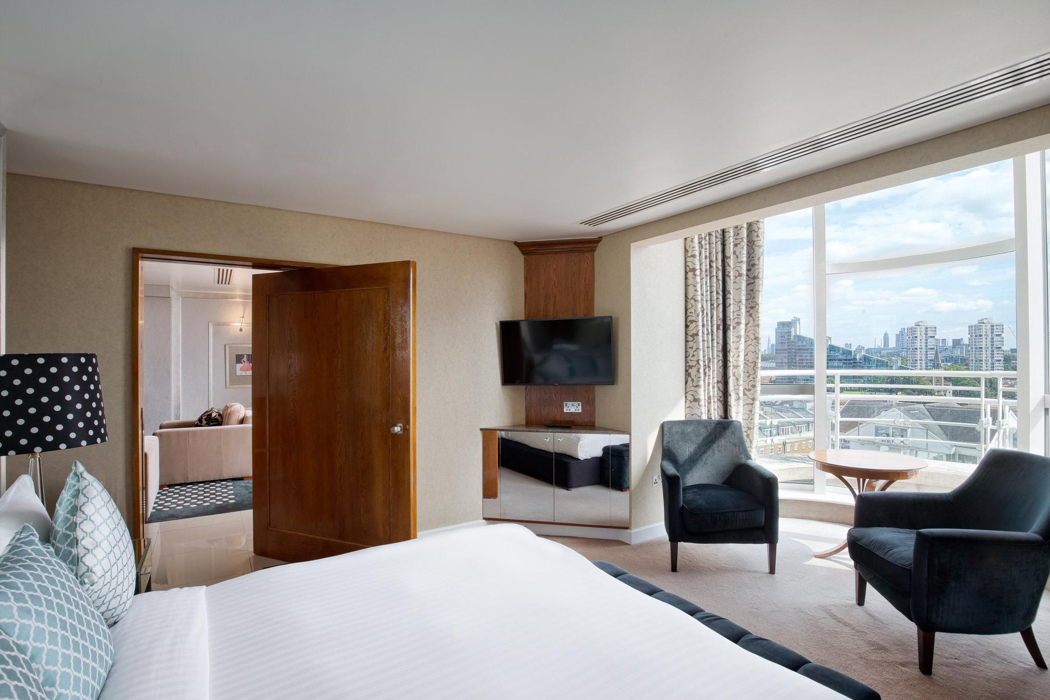 The Chelsea Harbour Hotel & Spa London Chelsea Suite with One King Bed