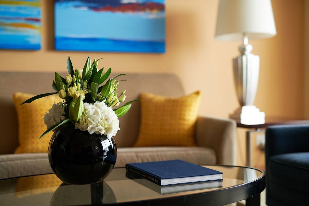 The Chelsea Harbour Hotel and Spa Chelsea Suite King 19