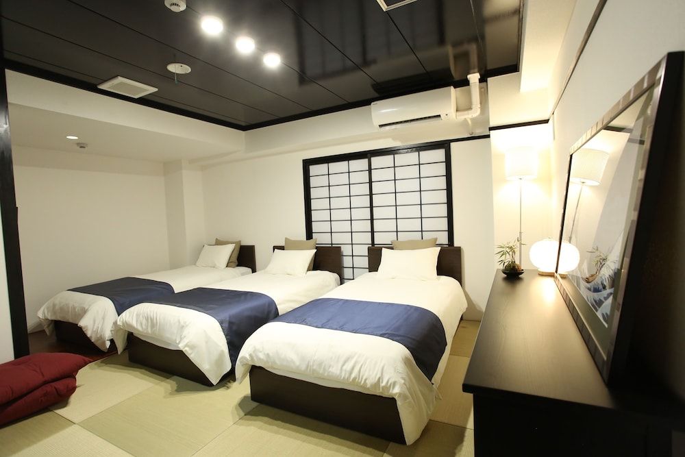Rozy Hotel Namba