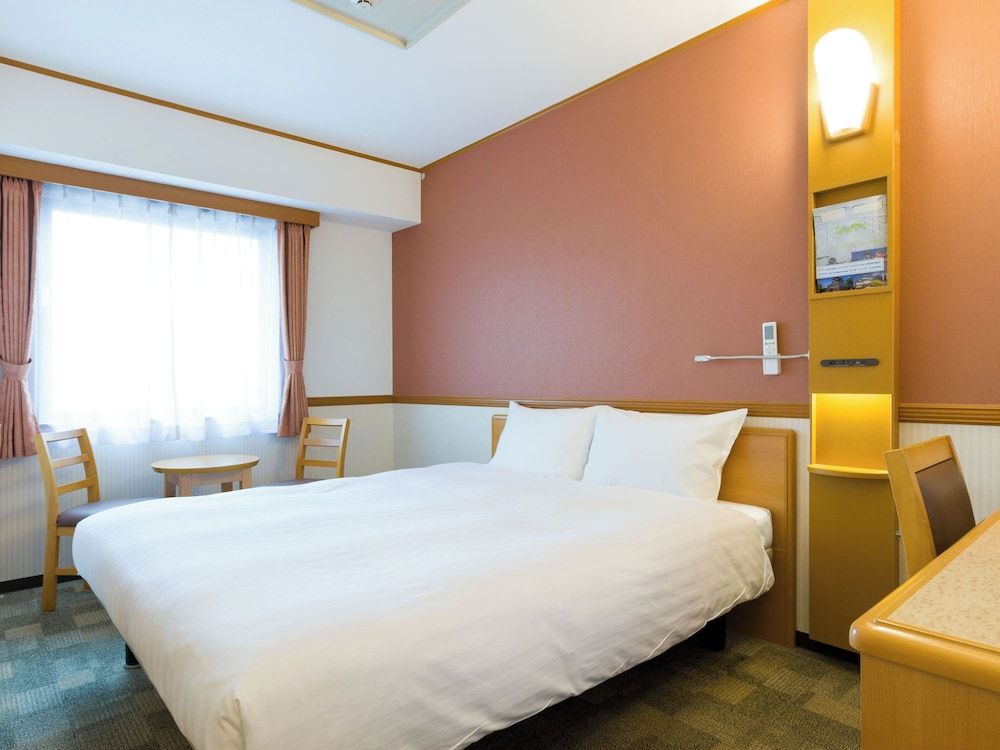 Toyoko Inn Tobu Utsunomiya Station Nishi Standard Double Room, Smoking 2