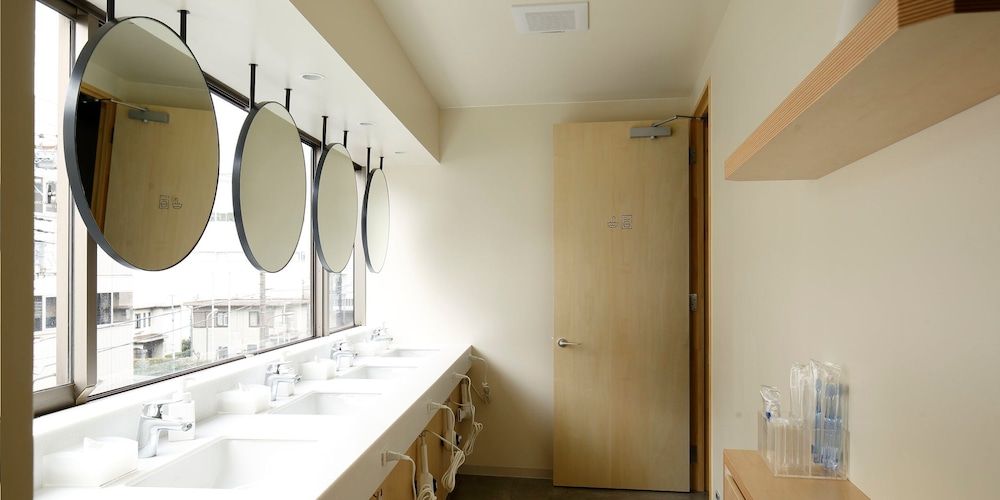 LYURO Tokyo Kiyosumi by THE SHARE HOTELS - Hostel Bunk with Shared Bathroom 2