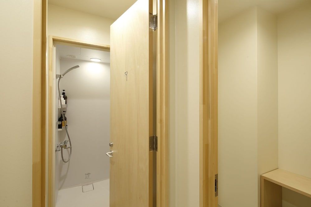 LYURO Tokyo Kiyosumi by THE SHARE HOTELS - Hostel Bunk with Shared Bathroom 3