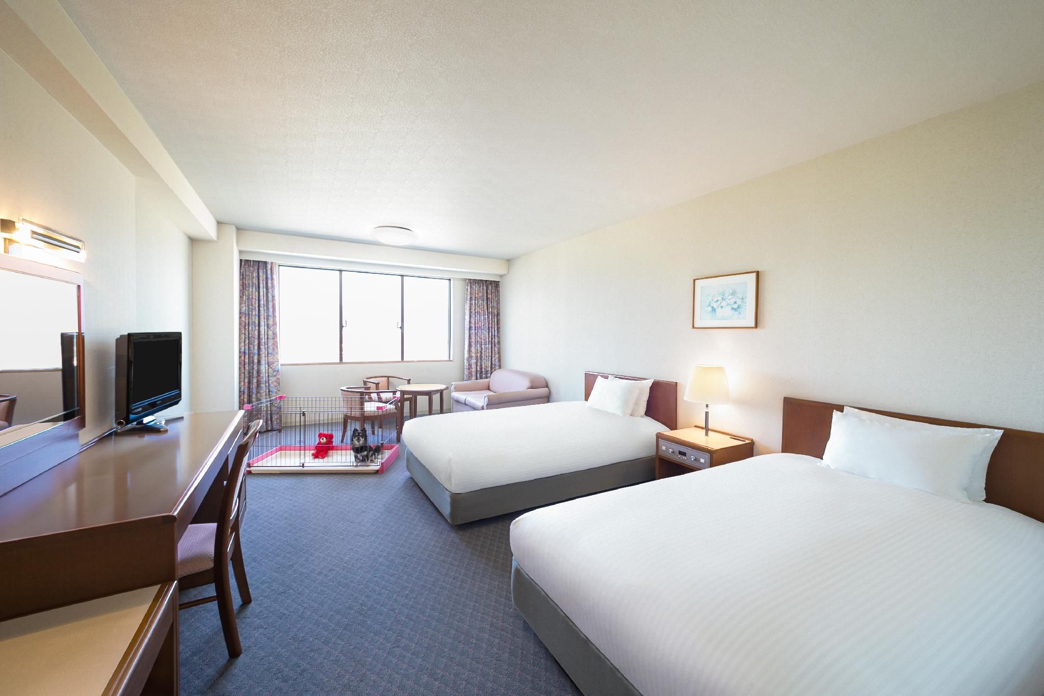 Classic Room with 2 single beds and 1 extra bed , Dog-friendly