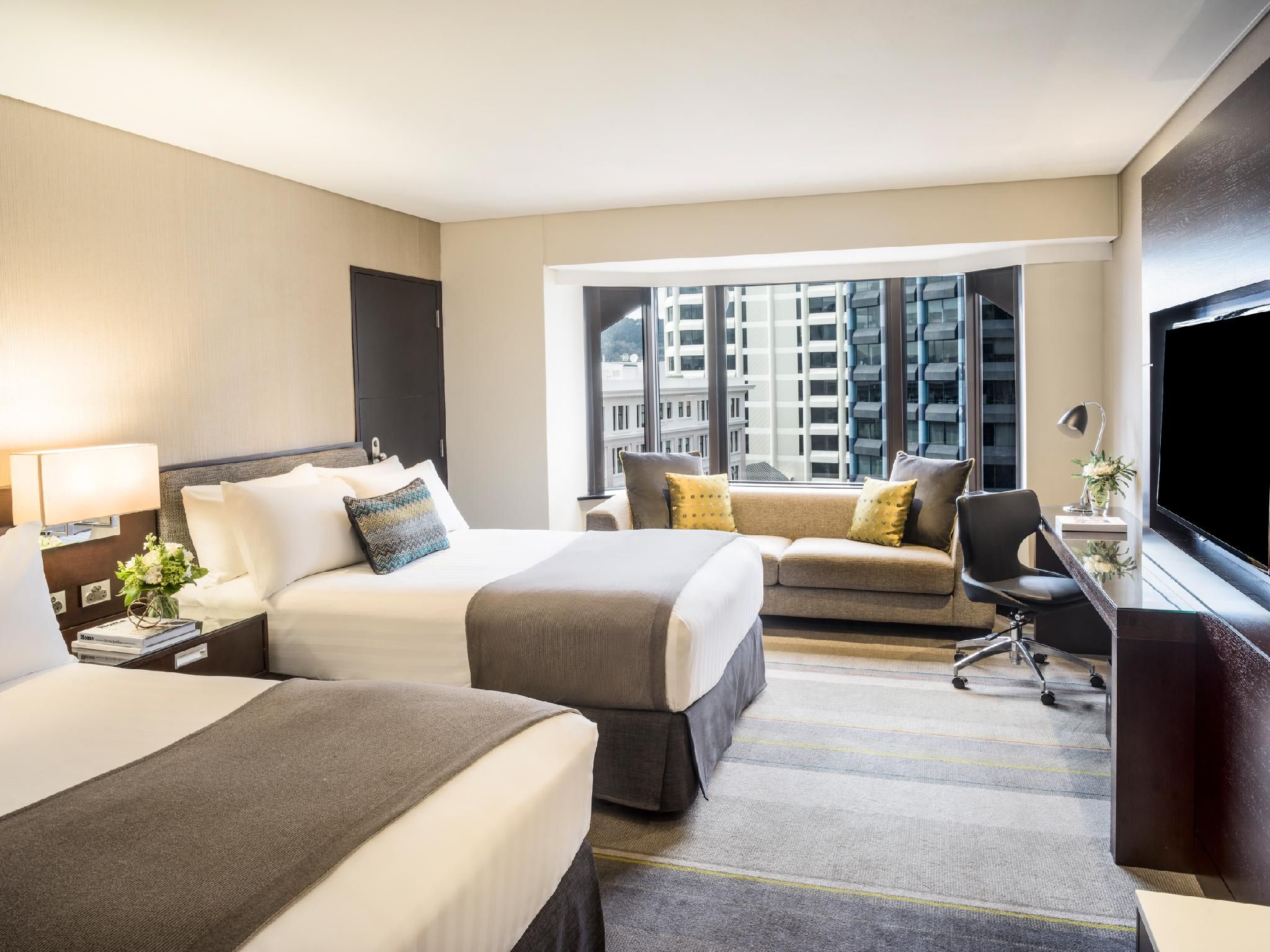 2 Double Premium Club Lounge Access