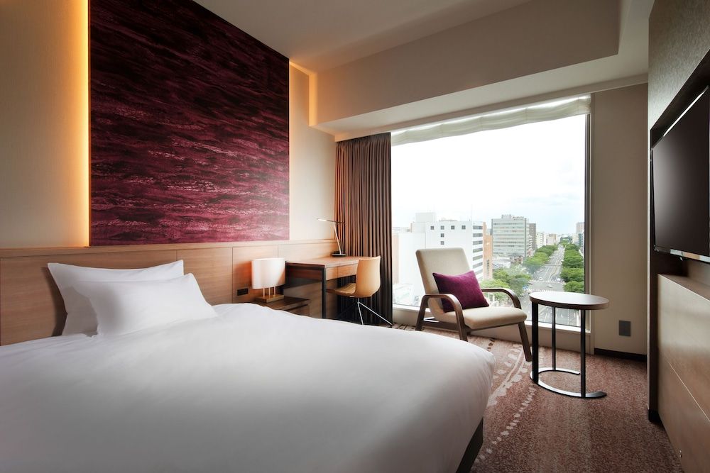 Wide Single Room, Non Smoking (East)