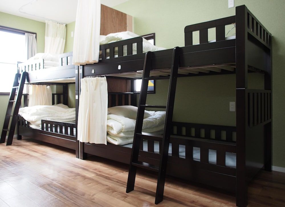 Mixed Dormitory Room, Share Bathroom
