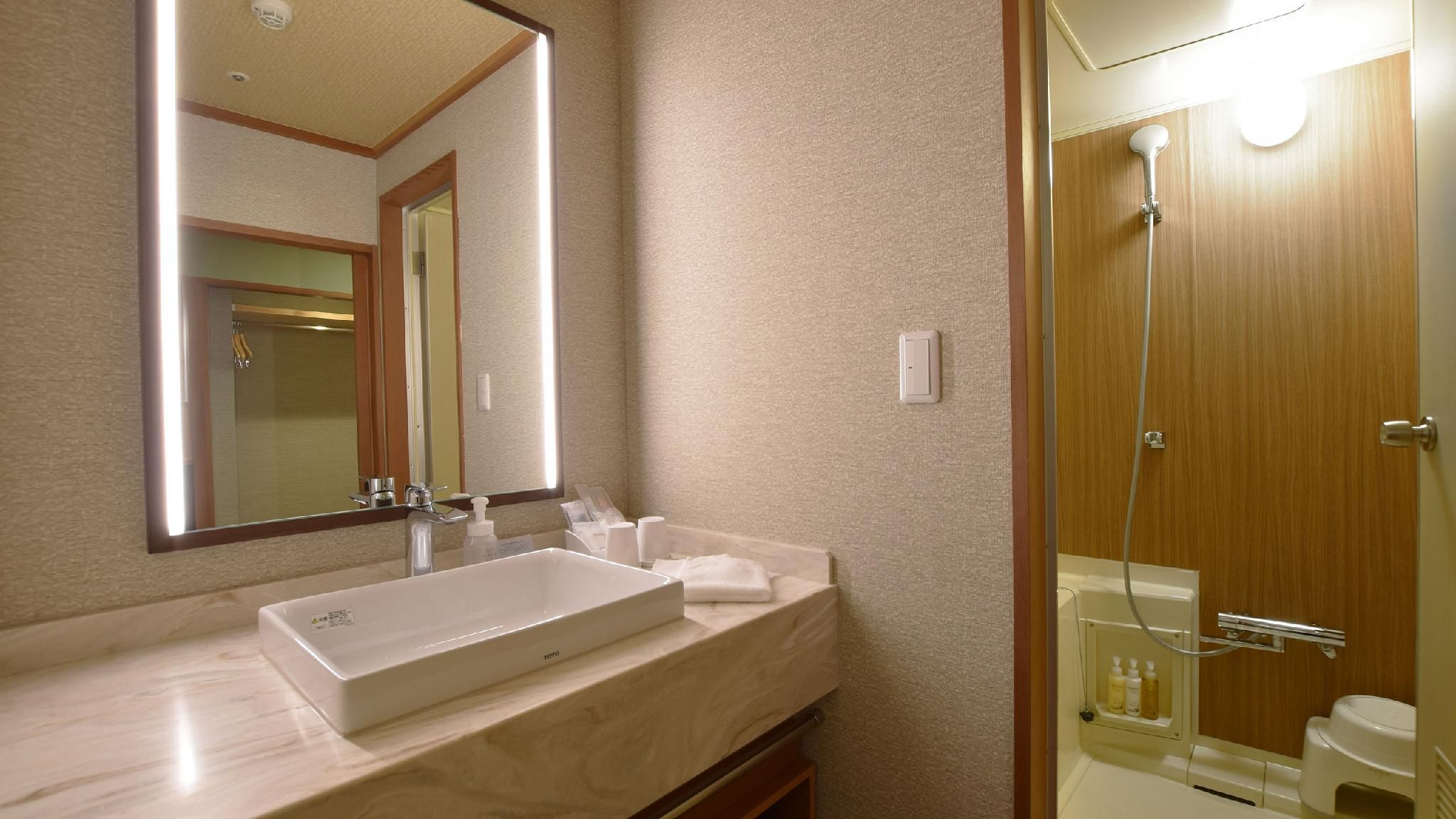 Deluxe Japanese-Style Room with Garden View-Main BLD - Buffet Dinner, Buffet Breakfast