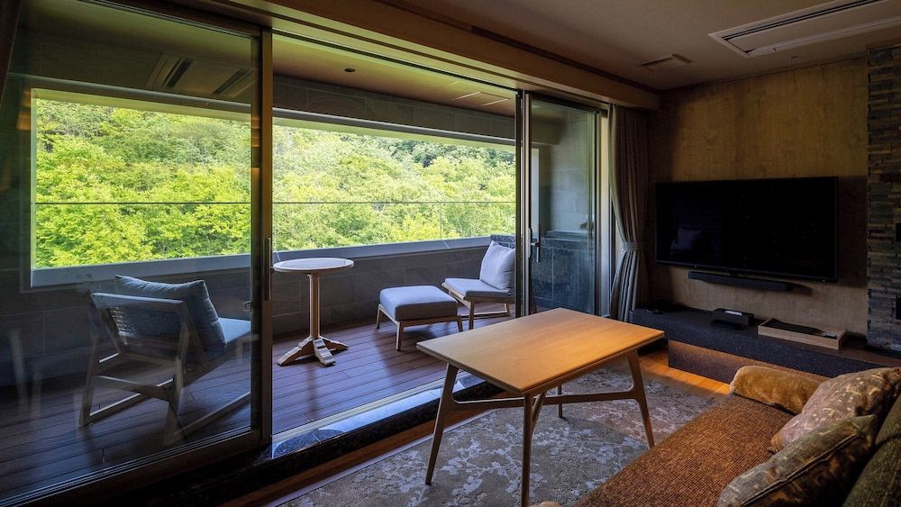 Premium Twin with Open-Air Hot Spring Bath-West BLD - KAISEKI Dinner, Premium Set Breakfast