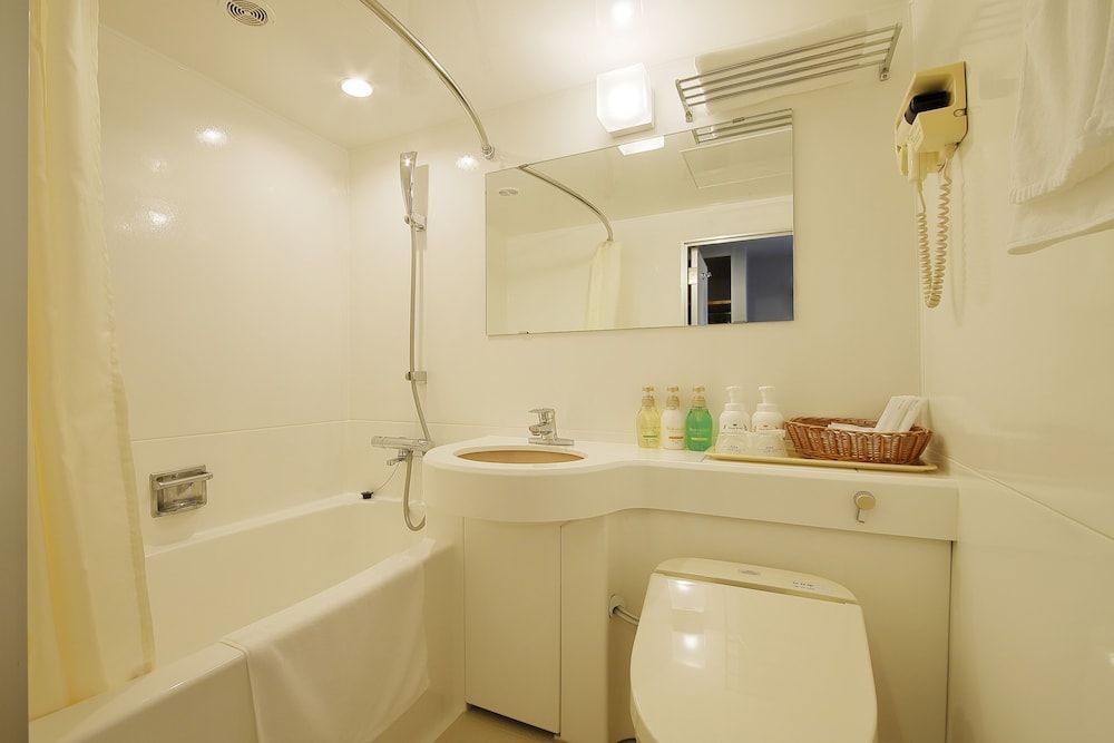 Single Room, Smoking