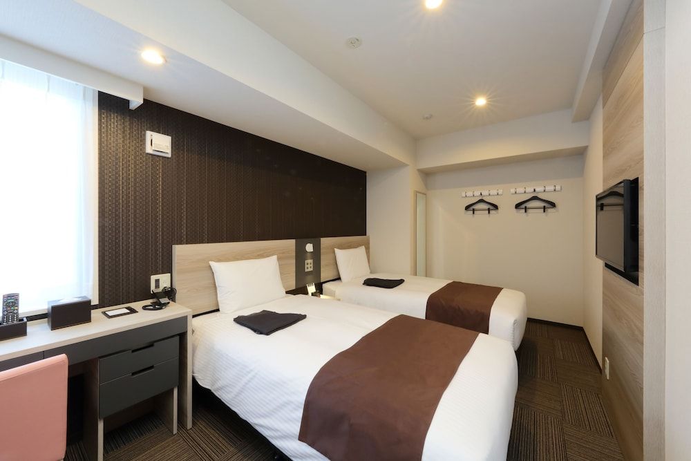 Kuretake Inn Premium Nagoya Nayabashi Twin Room, Smoking (Meal for children will be free) 2