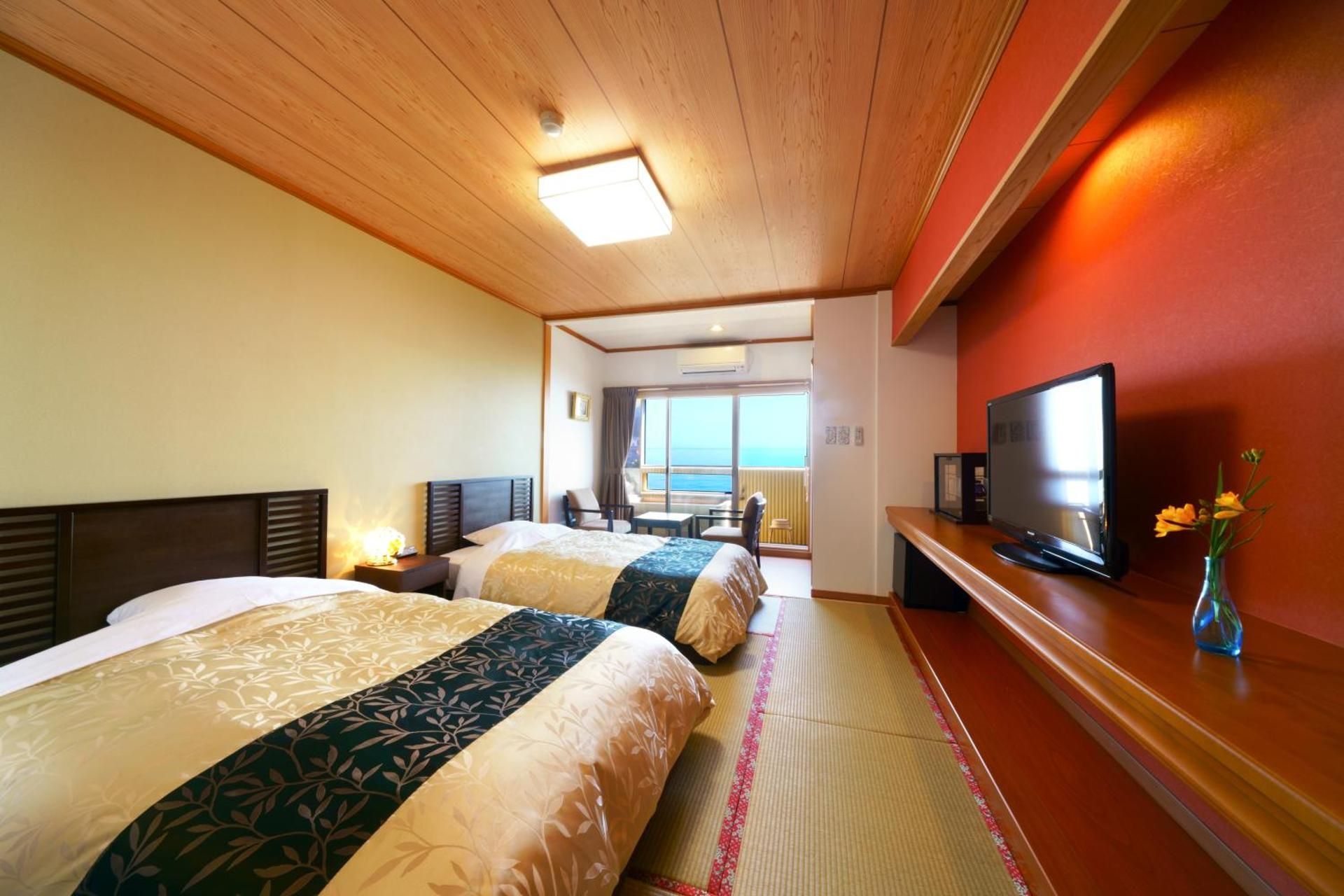 Japanese Style Room with Semi Open-Air Bath