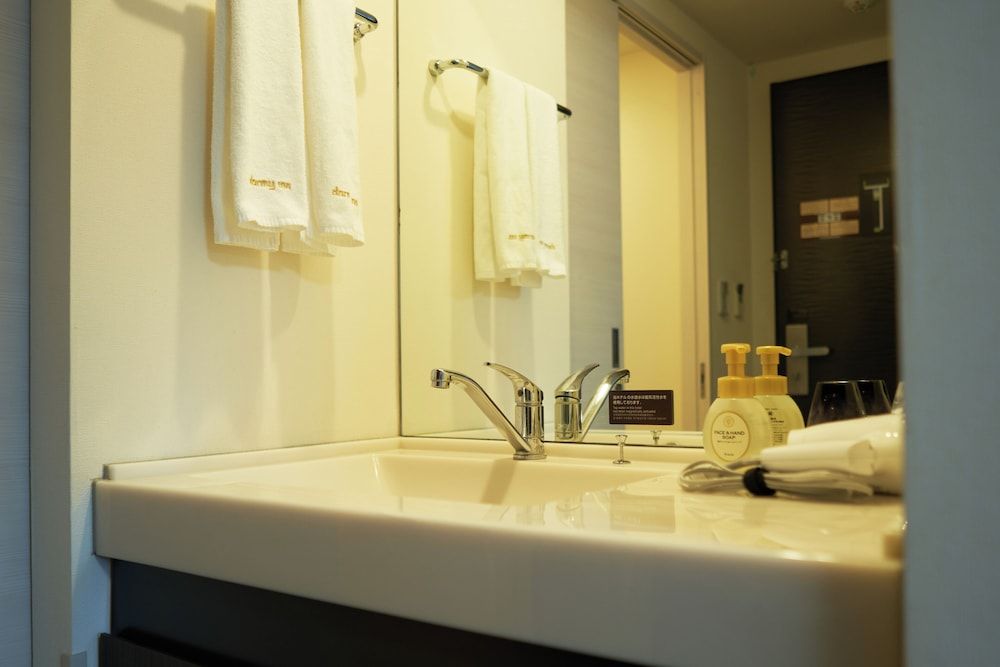 Dormy Inn Higashimuroran Natural Hot Spring Comfort Double Room, Smoking (16.8-17.9sqm) 5