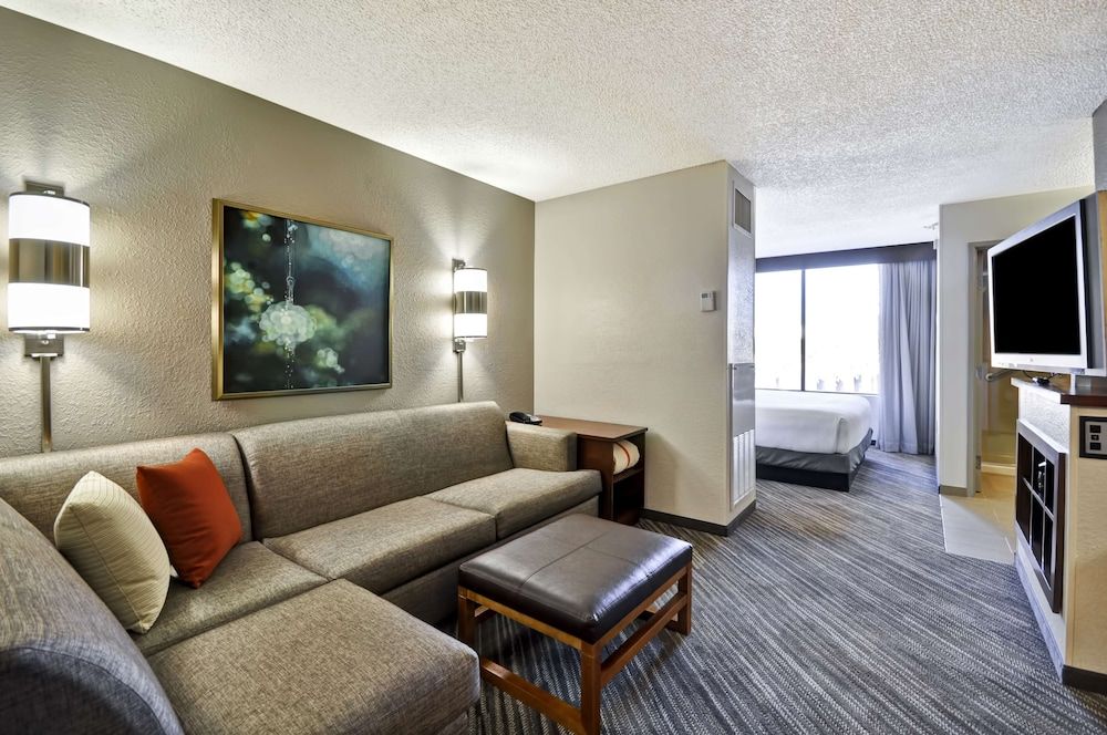 undefined Hyatt Place Las Vegas 4