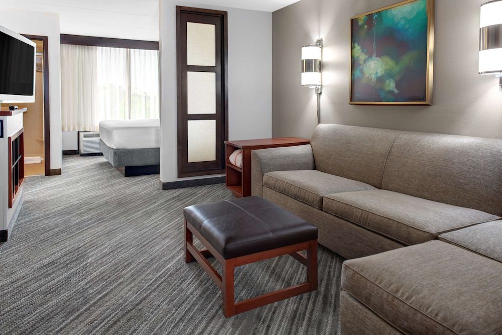 Hyatt Place Pittsburgh Airport/Robinson Mall