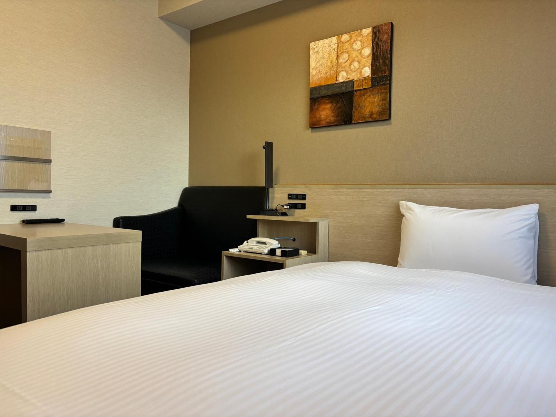 Single Room - Non-Smoking