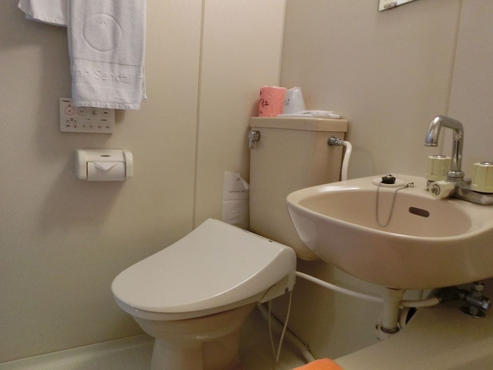 Single Room, Non Smoking (with Parking)