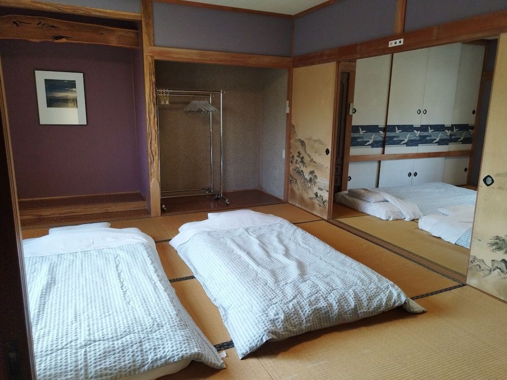 2 Bed Rooms House