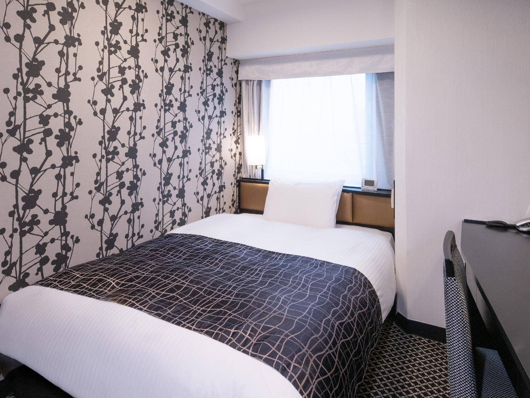 Single Room - Non-Smoking
